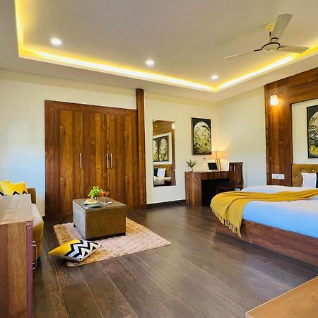 Bluo Amani Vagator - Boutique Hotel Goa アンジュナ エクステリア 写真