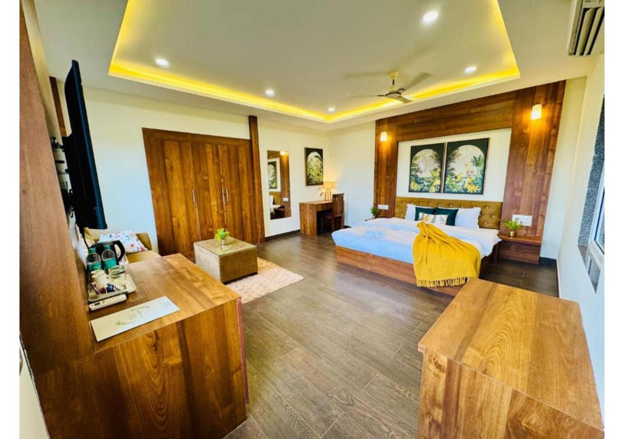 Bluo Amani Vagator - Boutique Hotel Goa アンジュナ エクステリア 写真