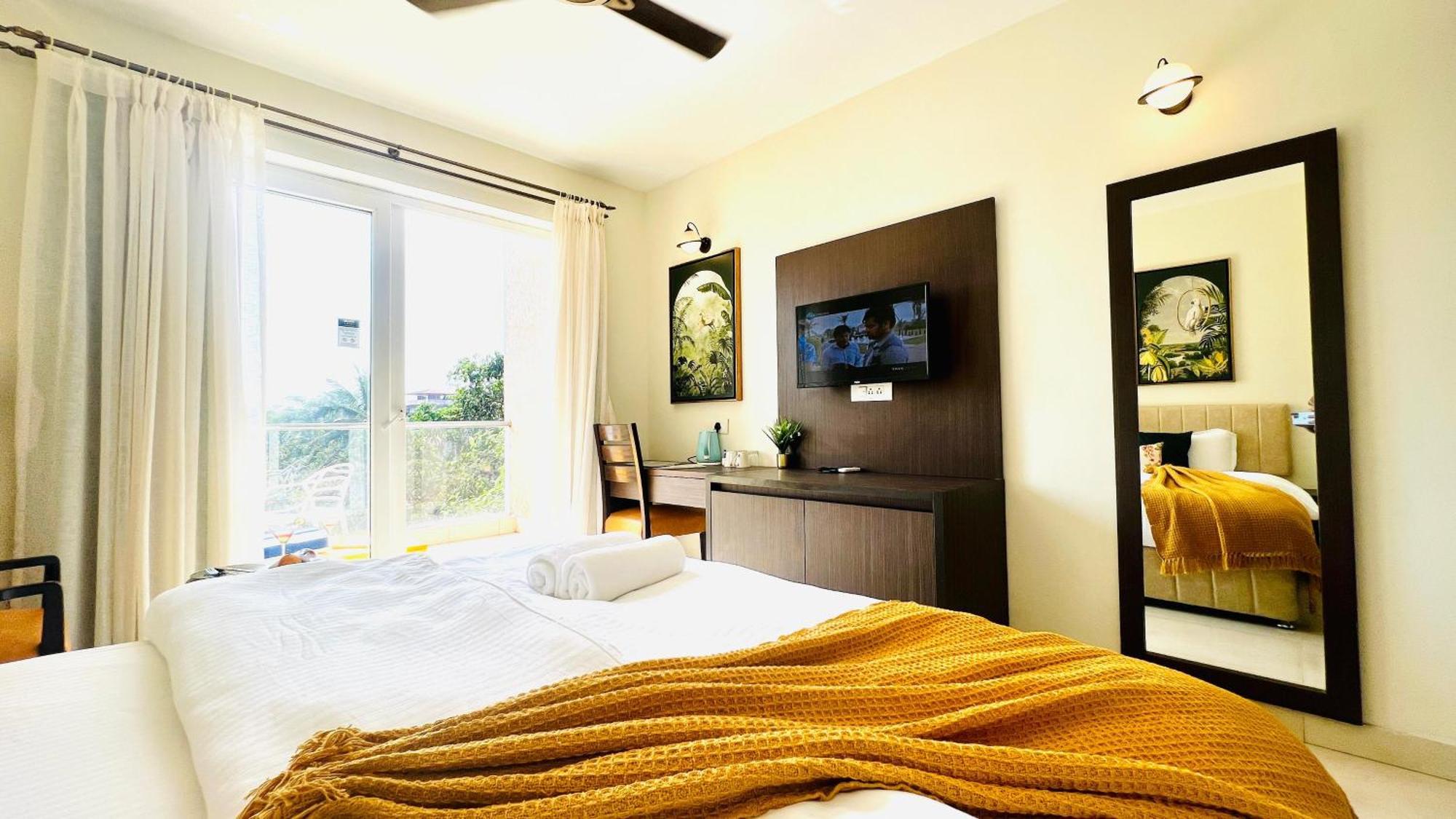 Bluo Amani Vagator - Boutique Hotel Goa アンジュナ エクステリア 写真