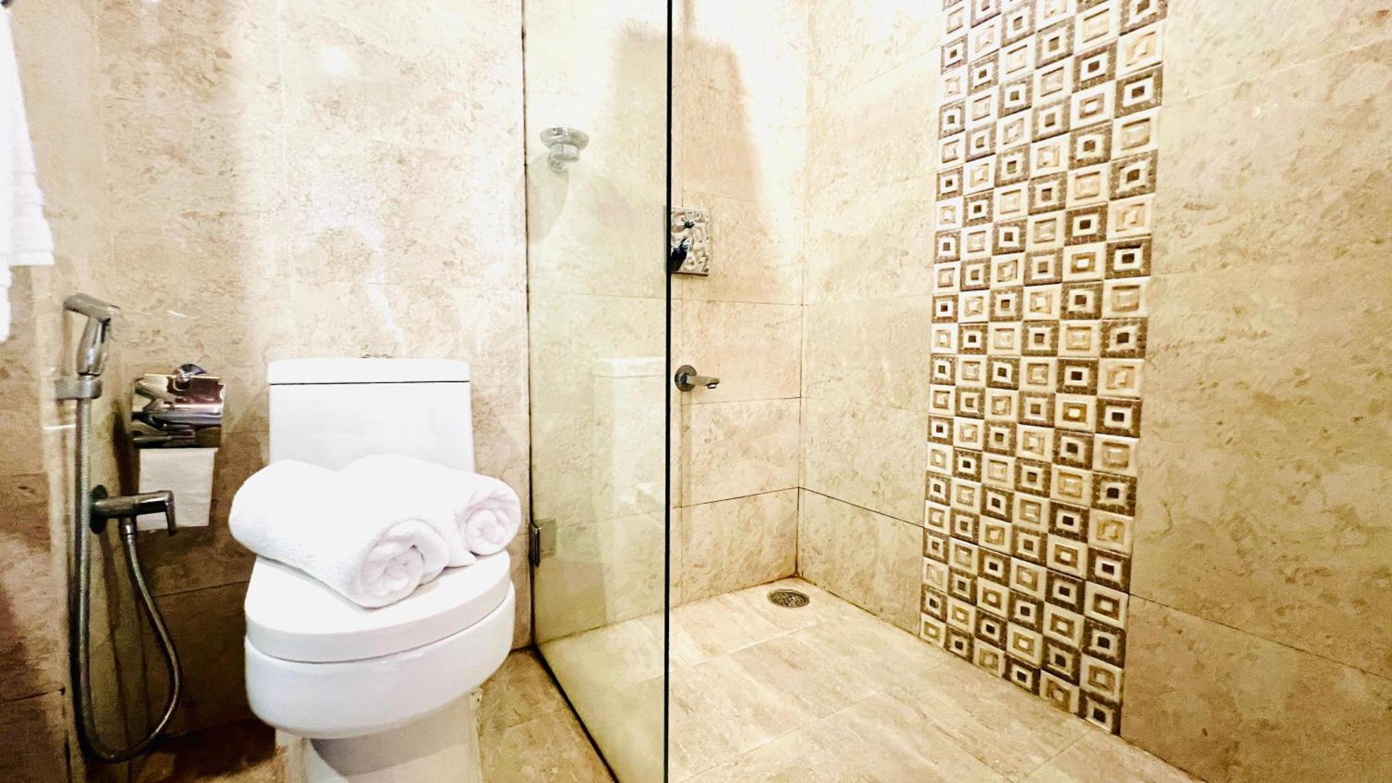 Bluo Amani Vagator - Boutique Hotel Goa アンジュナ エクステリア 写真